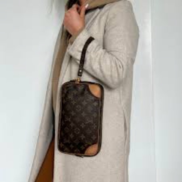 LOUIS VUITTON MARLY DRAGONNE PM CLUCTH BAG PURSE - Picture 1 of 16